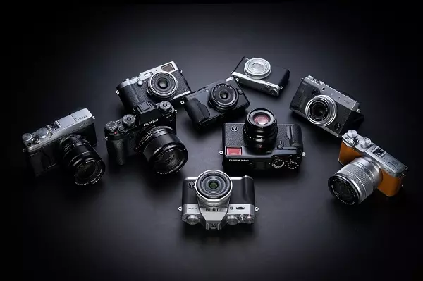 تفاوت دوربین‌ های عکاسی آنالوگ و دیجیتال چیست؟