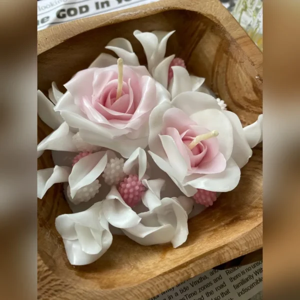شمع دست‌ ساز دکوری طرح گل رز - Image 3