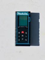 متر لیزری طرح ماکیتا مدل m100 ip54